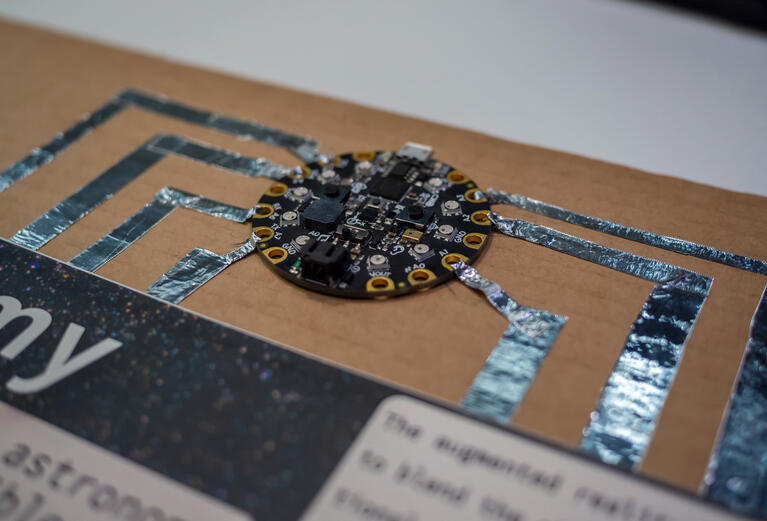 The microcontroller and the conductive lines